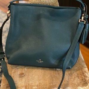 Kate spade shoulder bag/crossbody. Great condition, barely used.